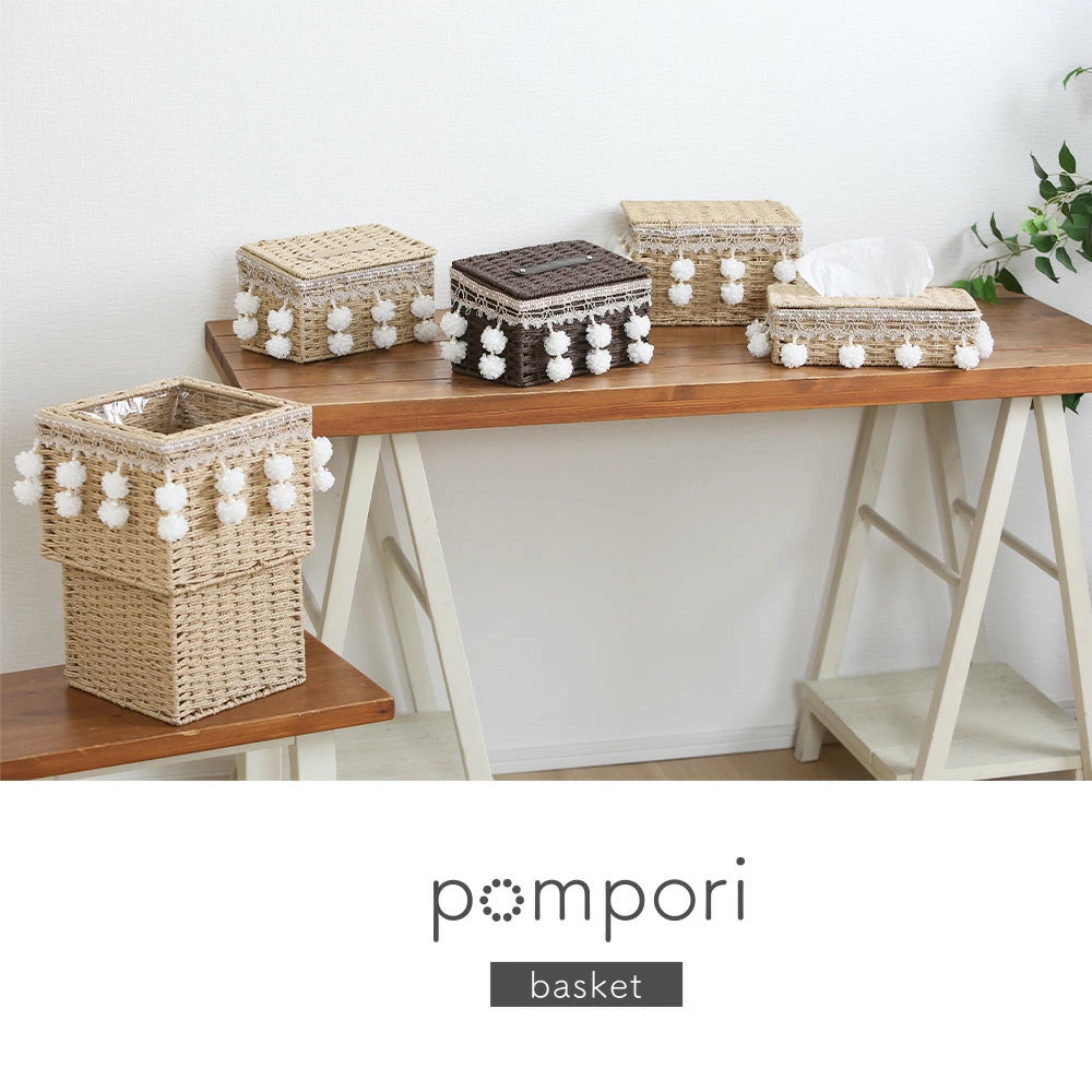basket with pompori handle