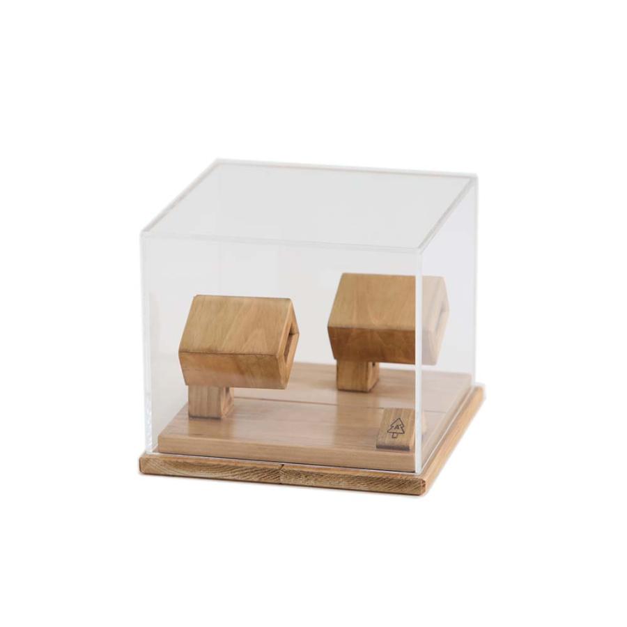 2 kigumi watch stands 